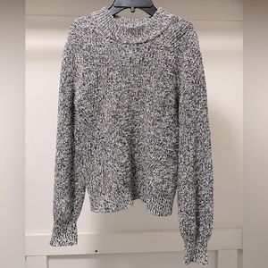 H&M chunky knit gray mockneck sweater, size xs